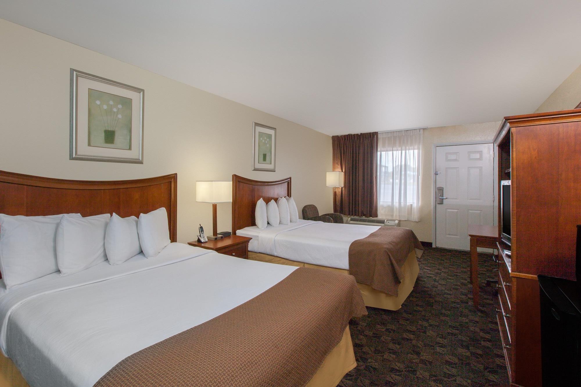 Travelodge By Wyndham Natchitoches Exterior photo
